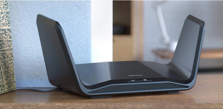 Netgear Nighthawk AX8